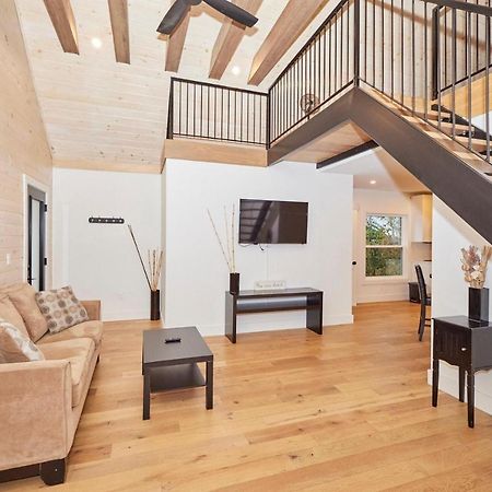 Riverview Executive Home A Ниагара-Фолс Экстерьер фото